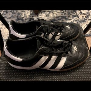 Adidas Size 10.5 Men’s Samba Indoor Cleats